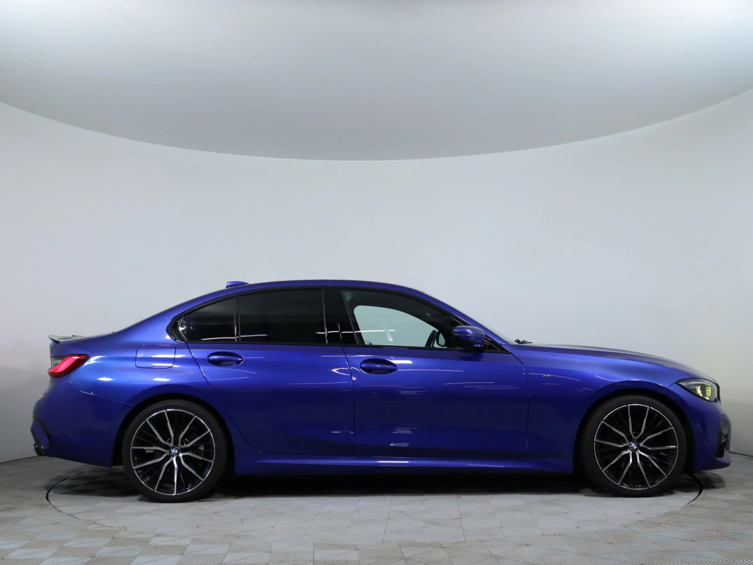 BMW 3 серии, 2020