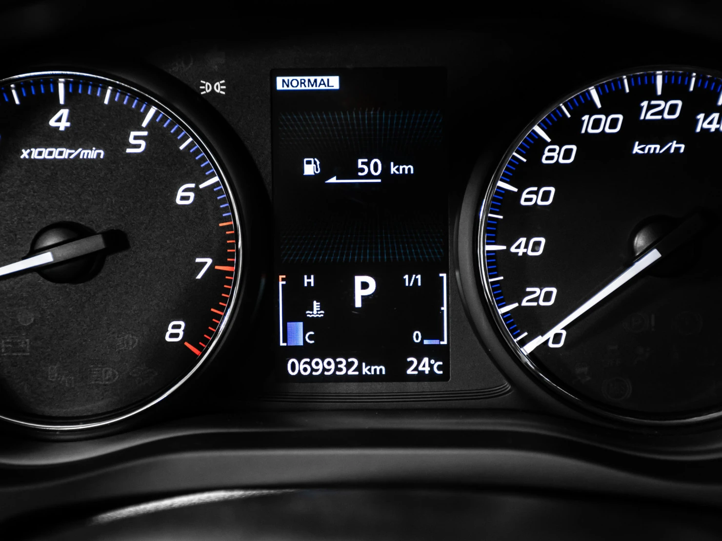 Mitsubishi OUTLANDER, 2021