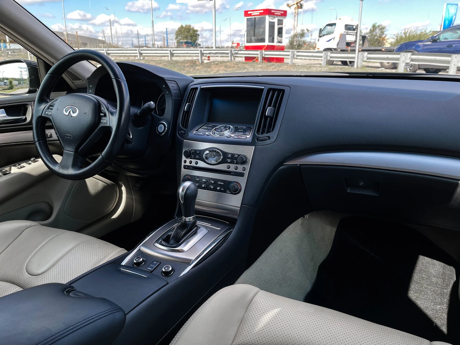 Infiniti G, 2013