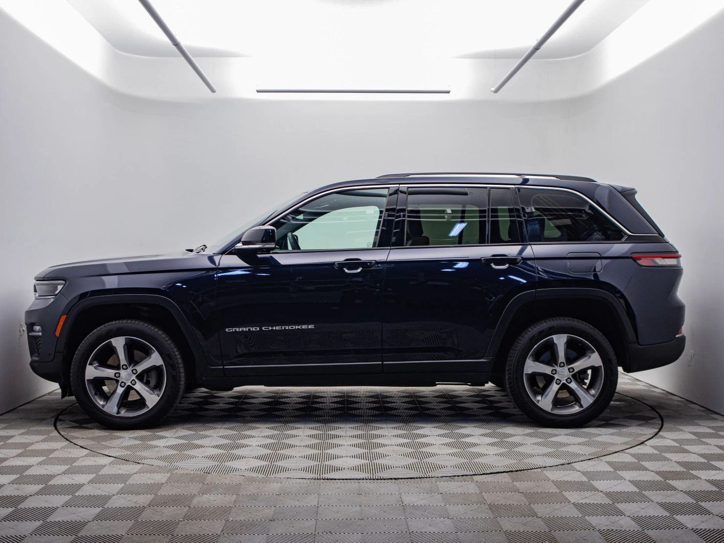 Jeep Grand Cherokee, 2023