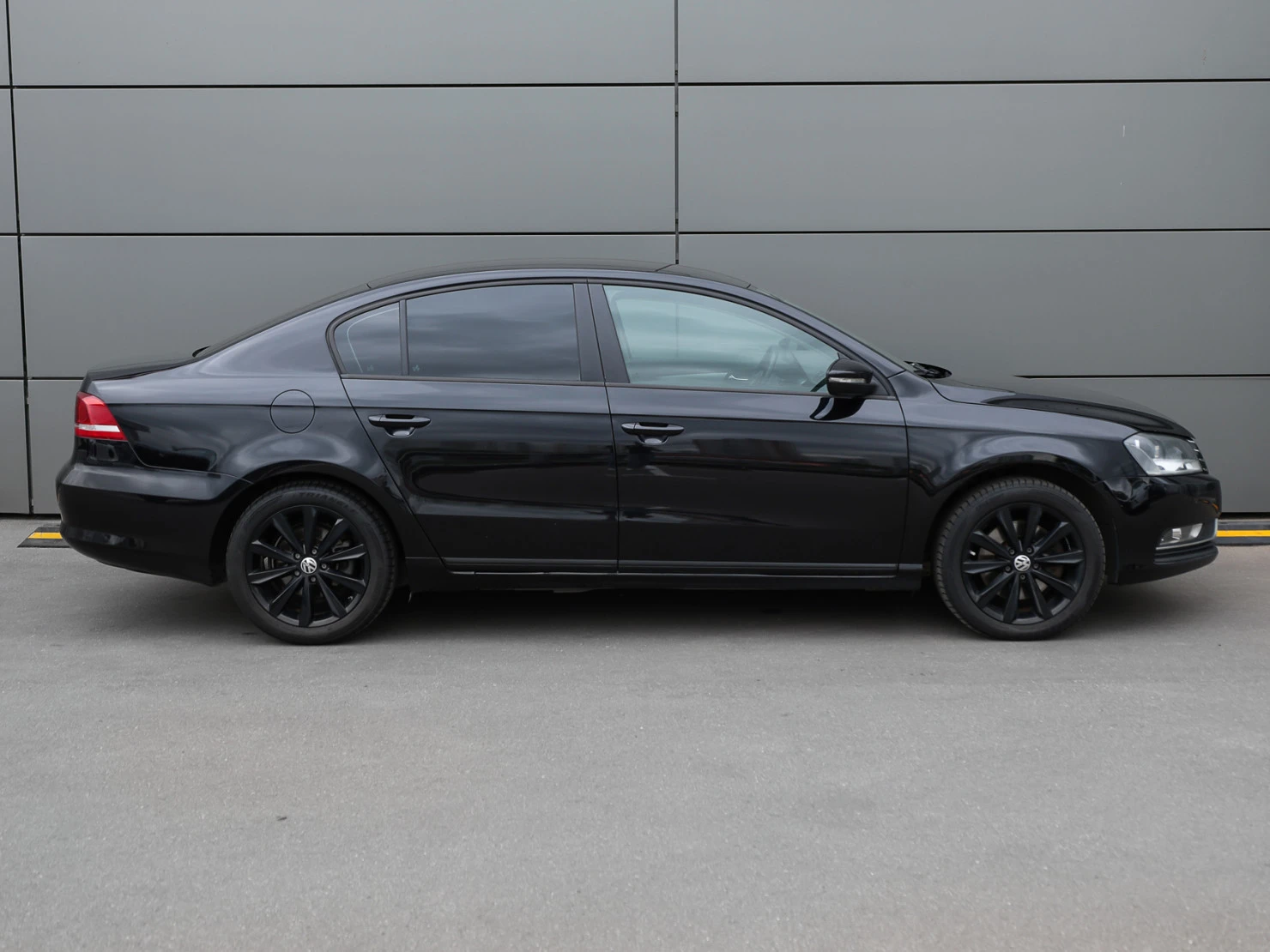Volkswagen Passat, 2011