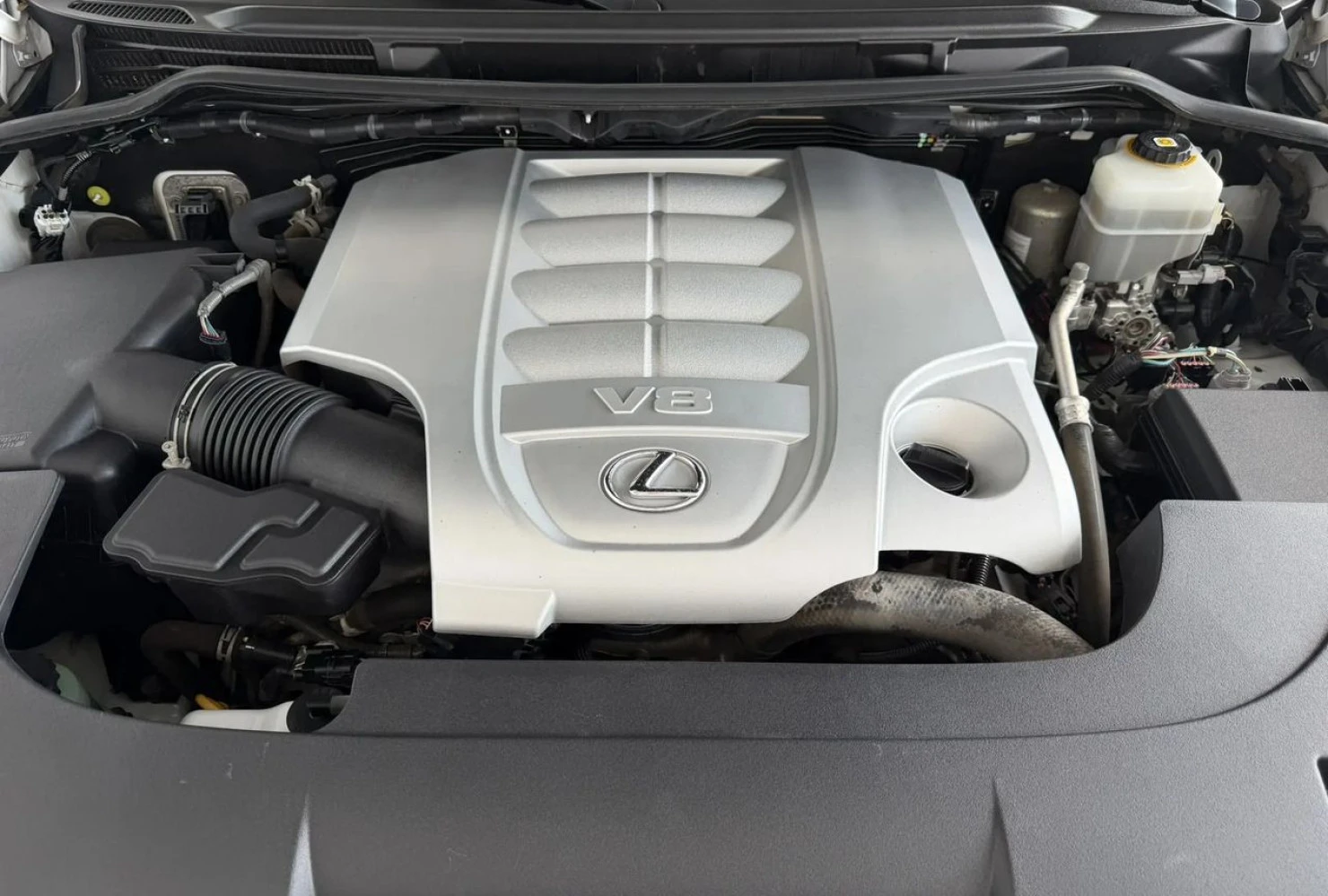 Lexus LX, 2020