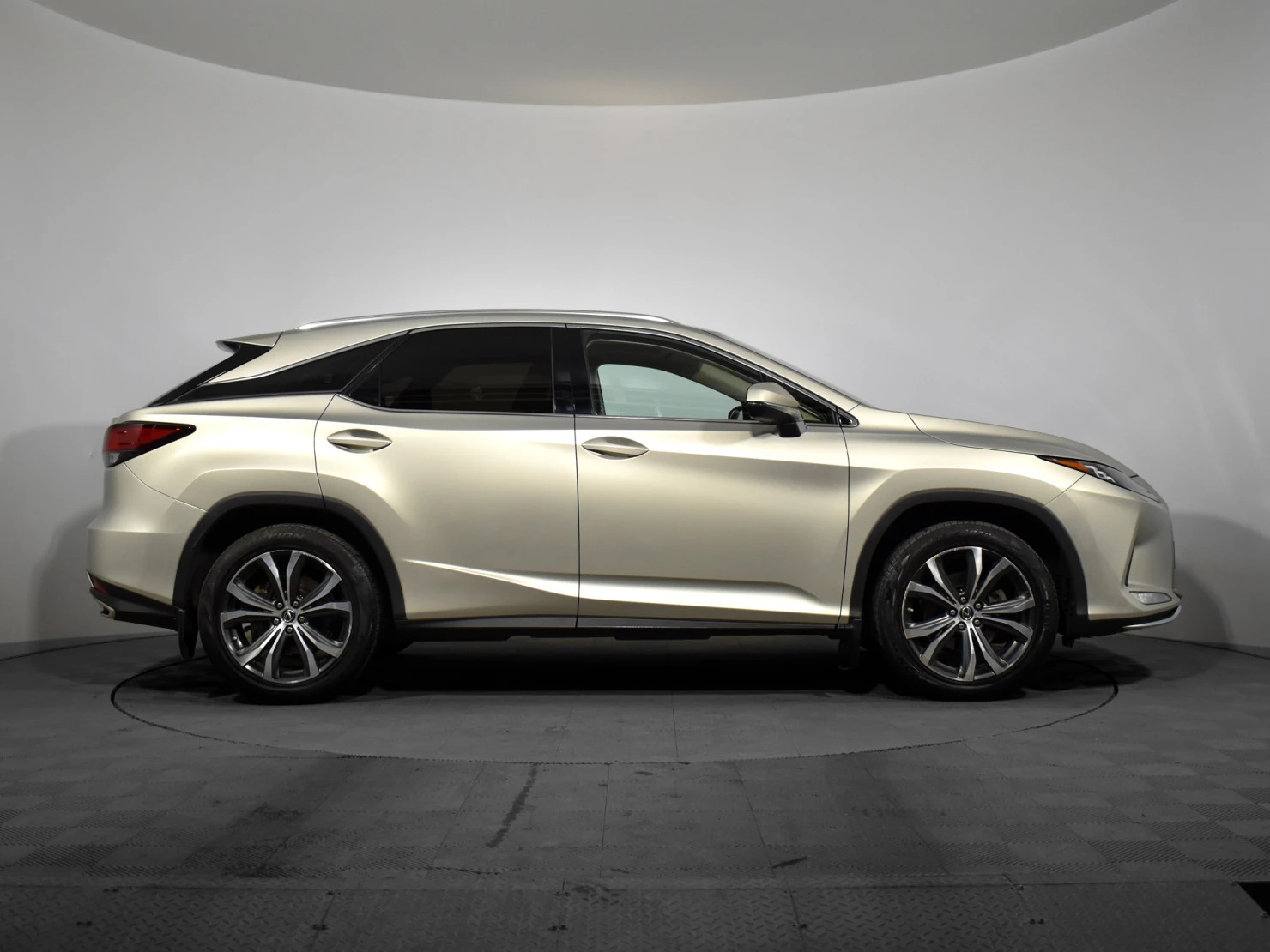 Lexus RX, 2019