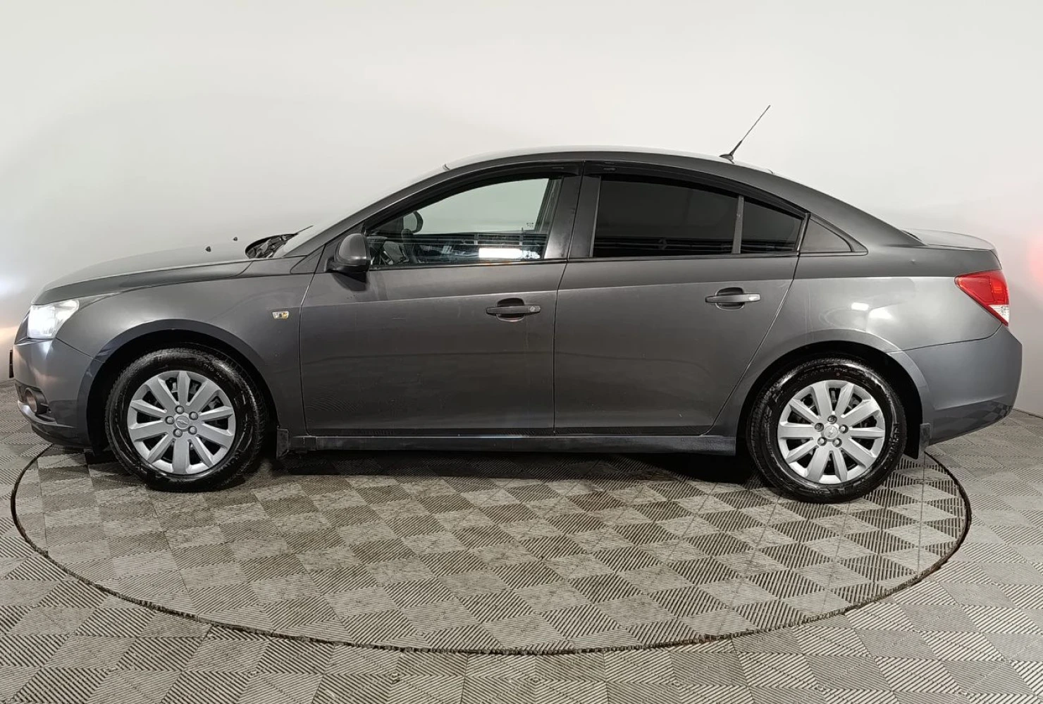 Chevrolet Cruze, 2011