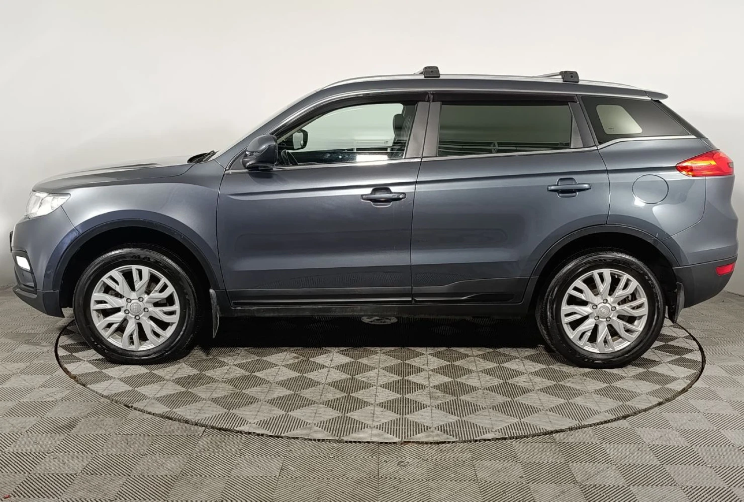 Geely Atlas, 2018