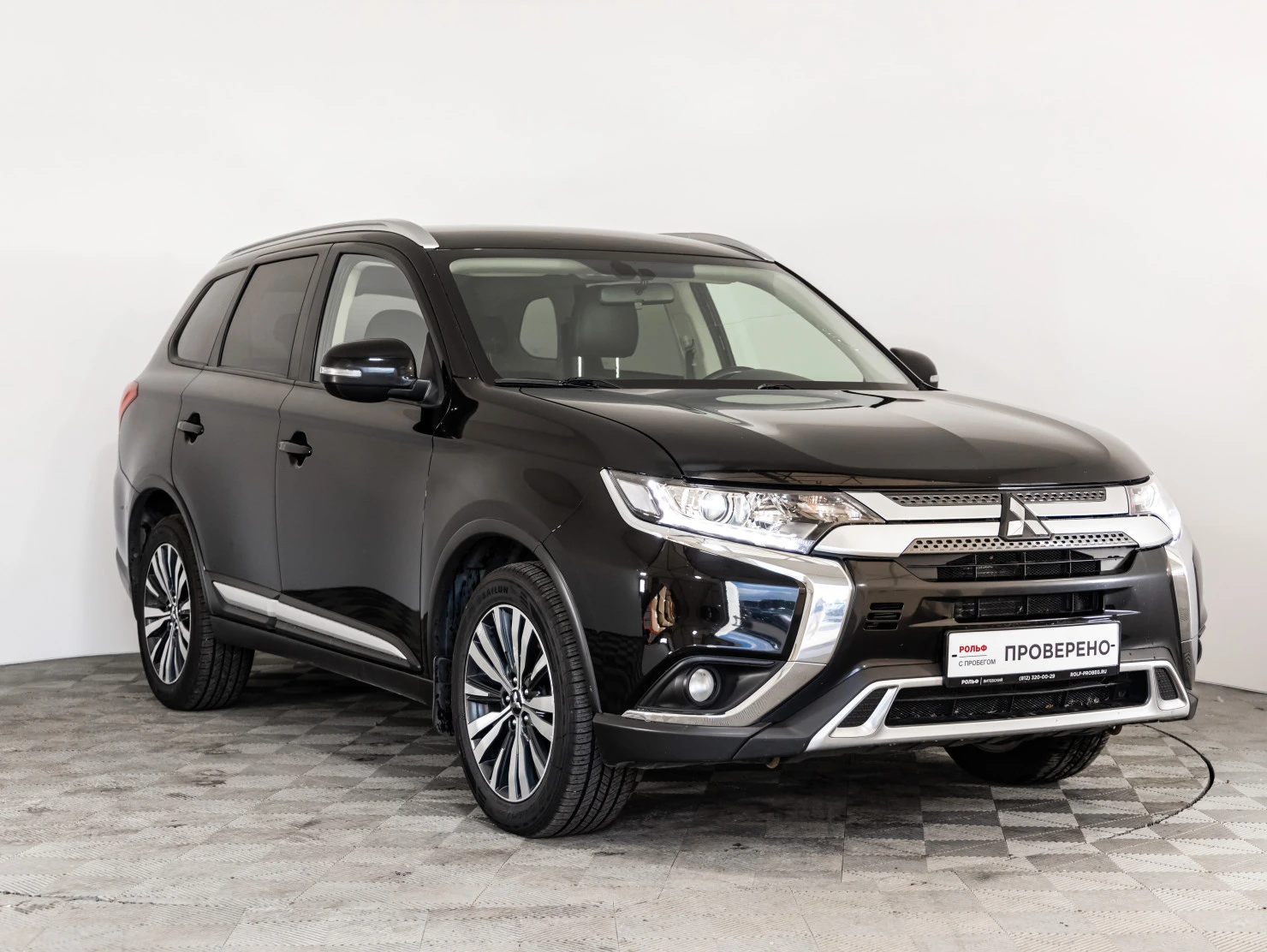 Mitsubishi OUTLANDER, 2020