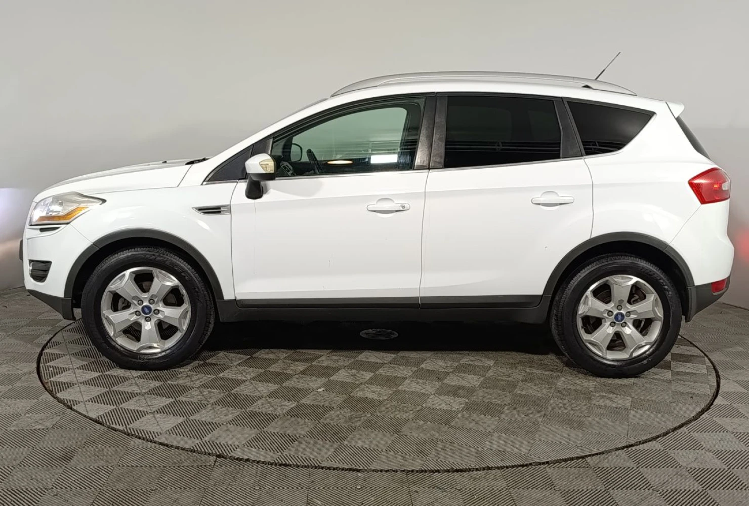 Ford KUGA, 2011