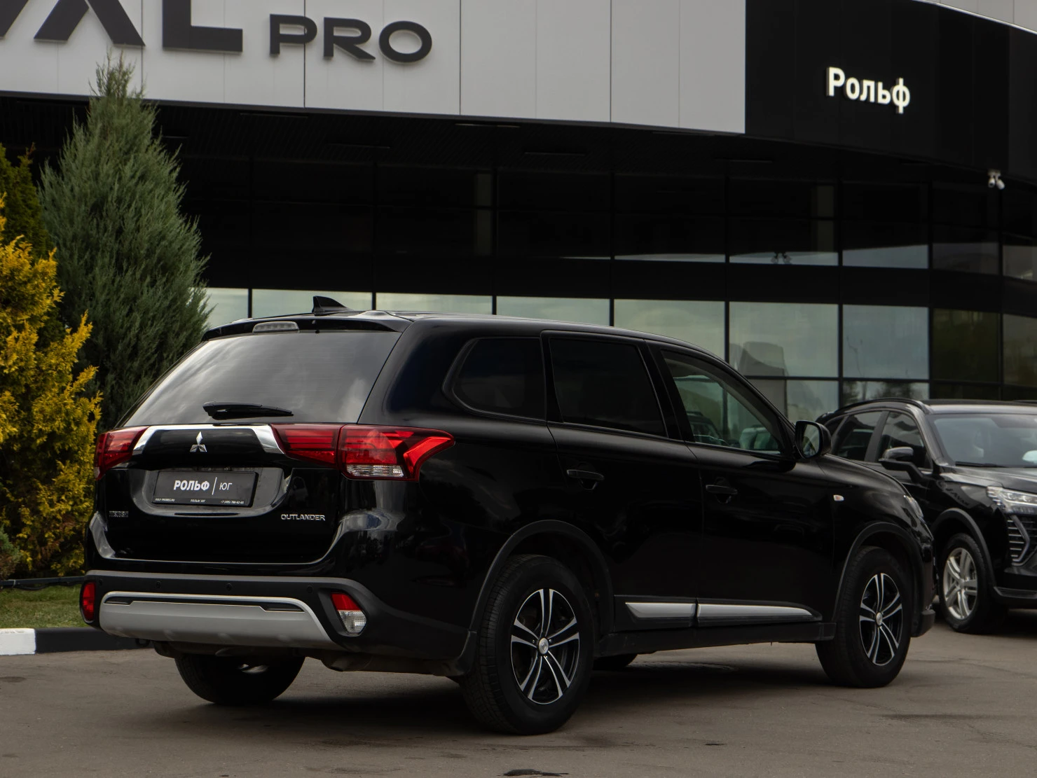 Mitsubishi OUTLANDER, 2019
