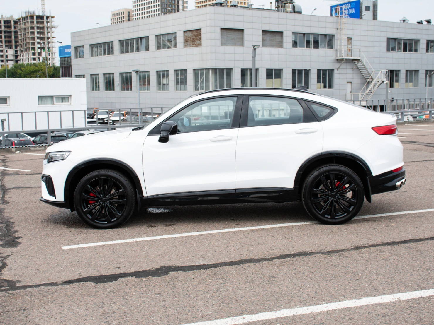 Geely Tugella, 2024