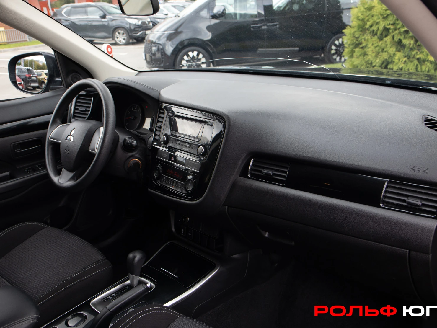 Mitsubishi OUTLANDER, 2019
