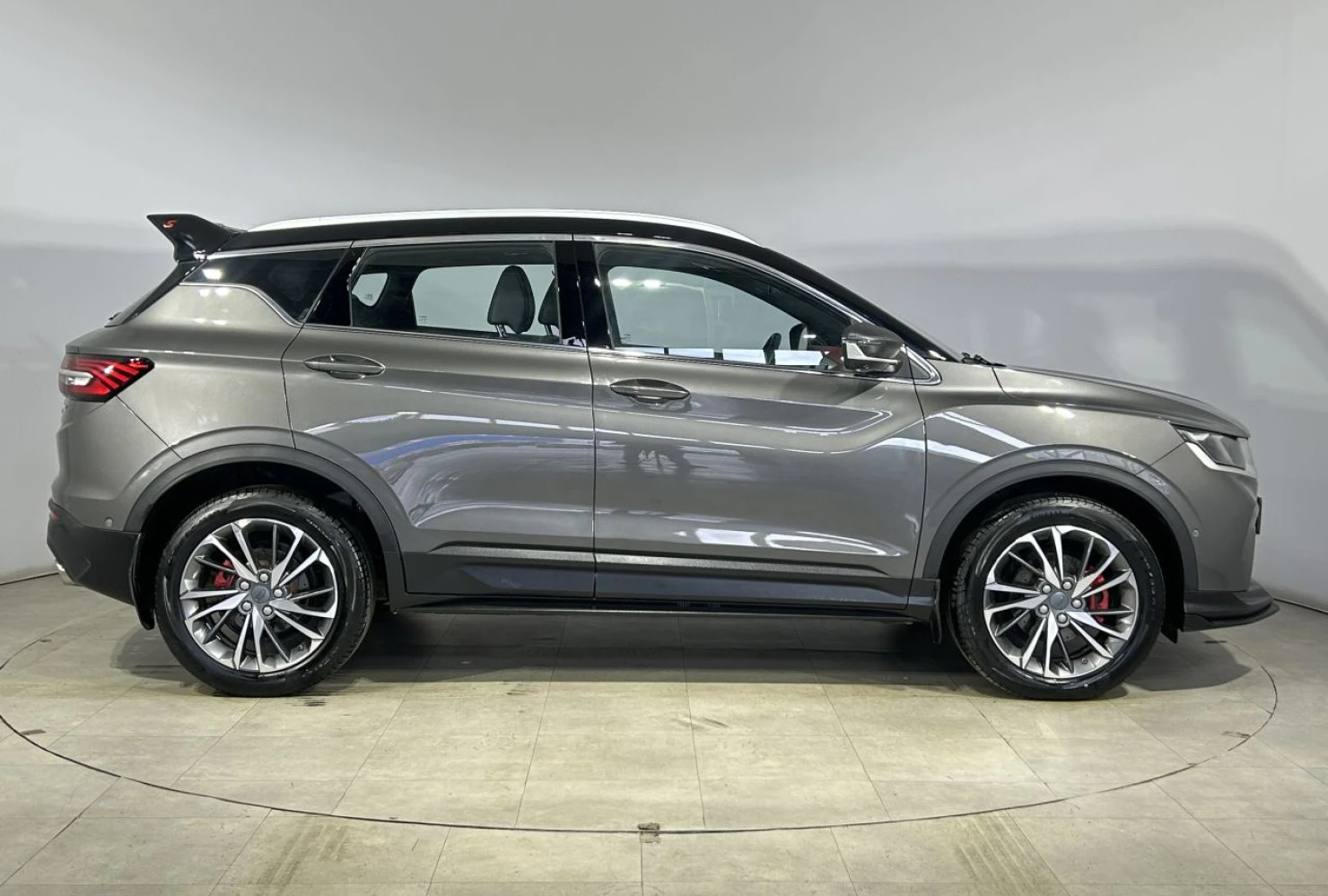 Geely Coolray, 2023
