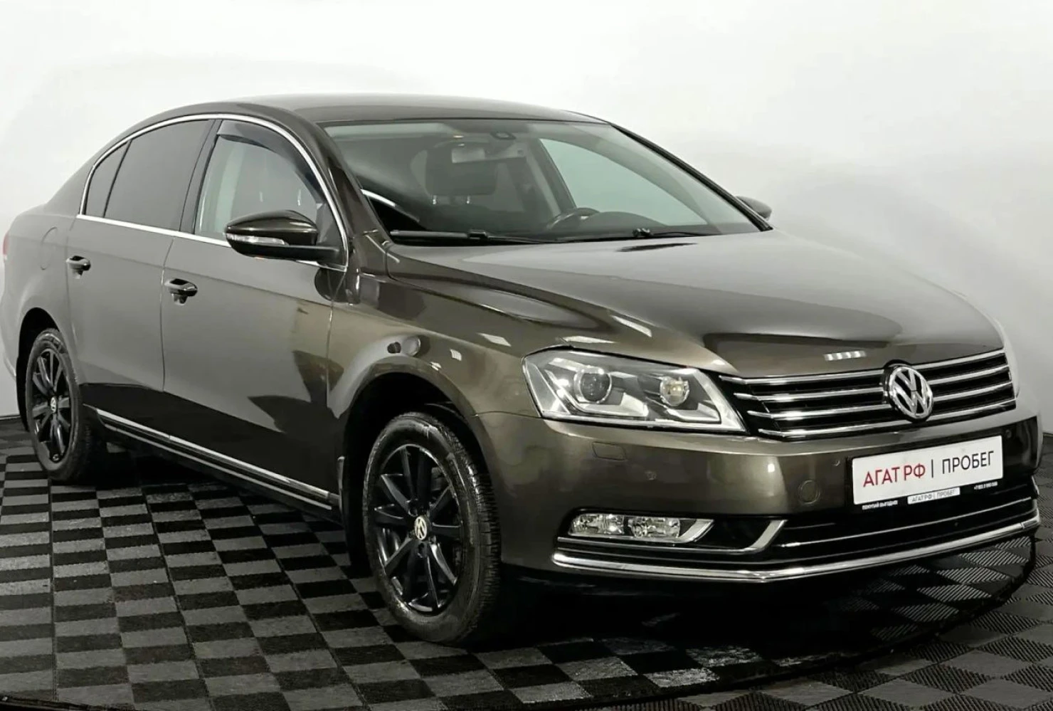 Volkswagen Passat, 2011