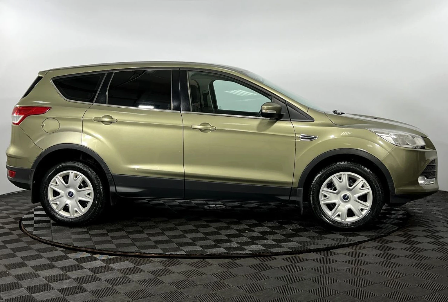 Ford KUGA, 2013