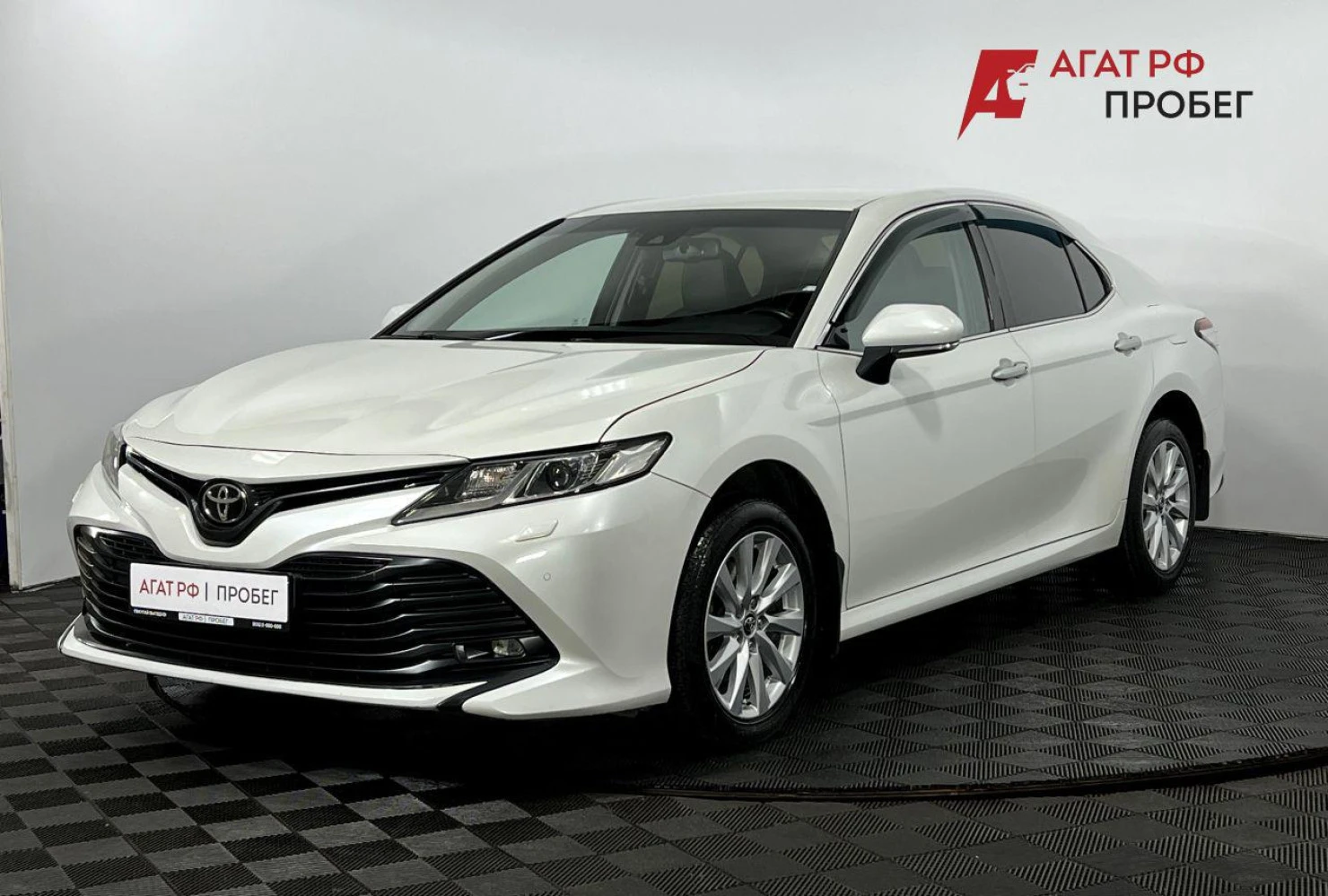 Toyota Camry, 2019
