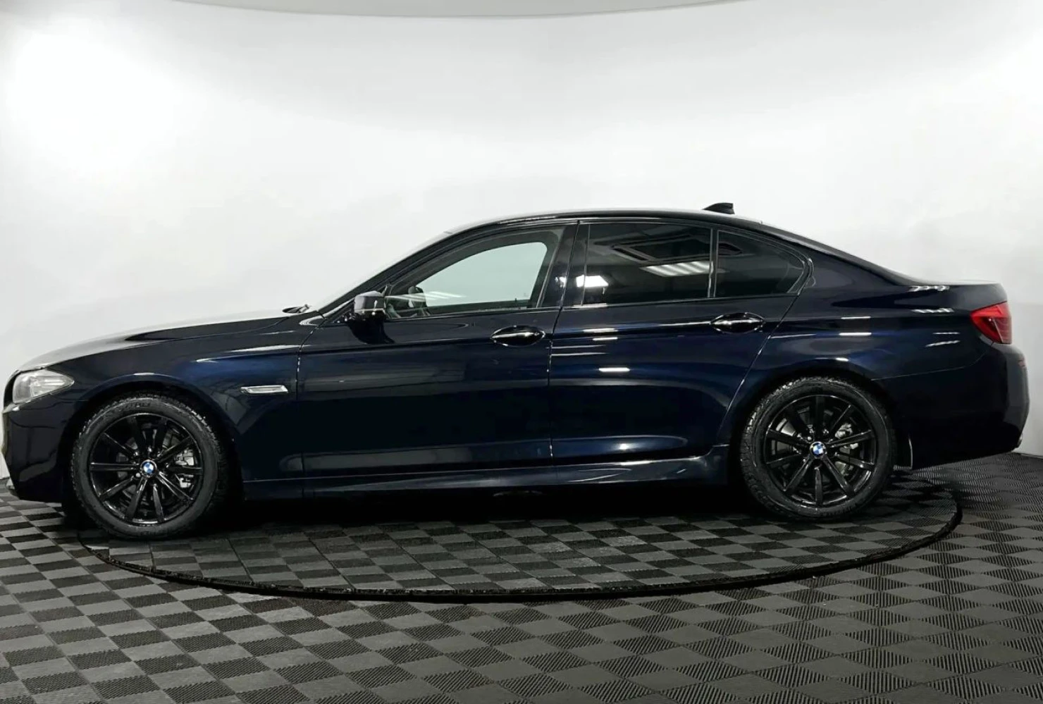 BMW 5 серии, 2014