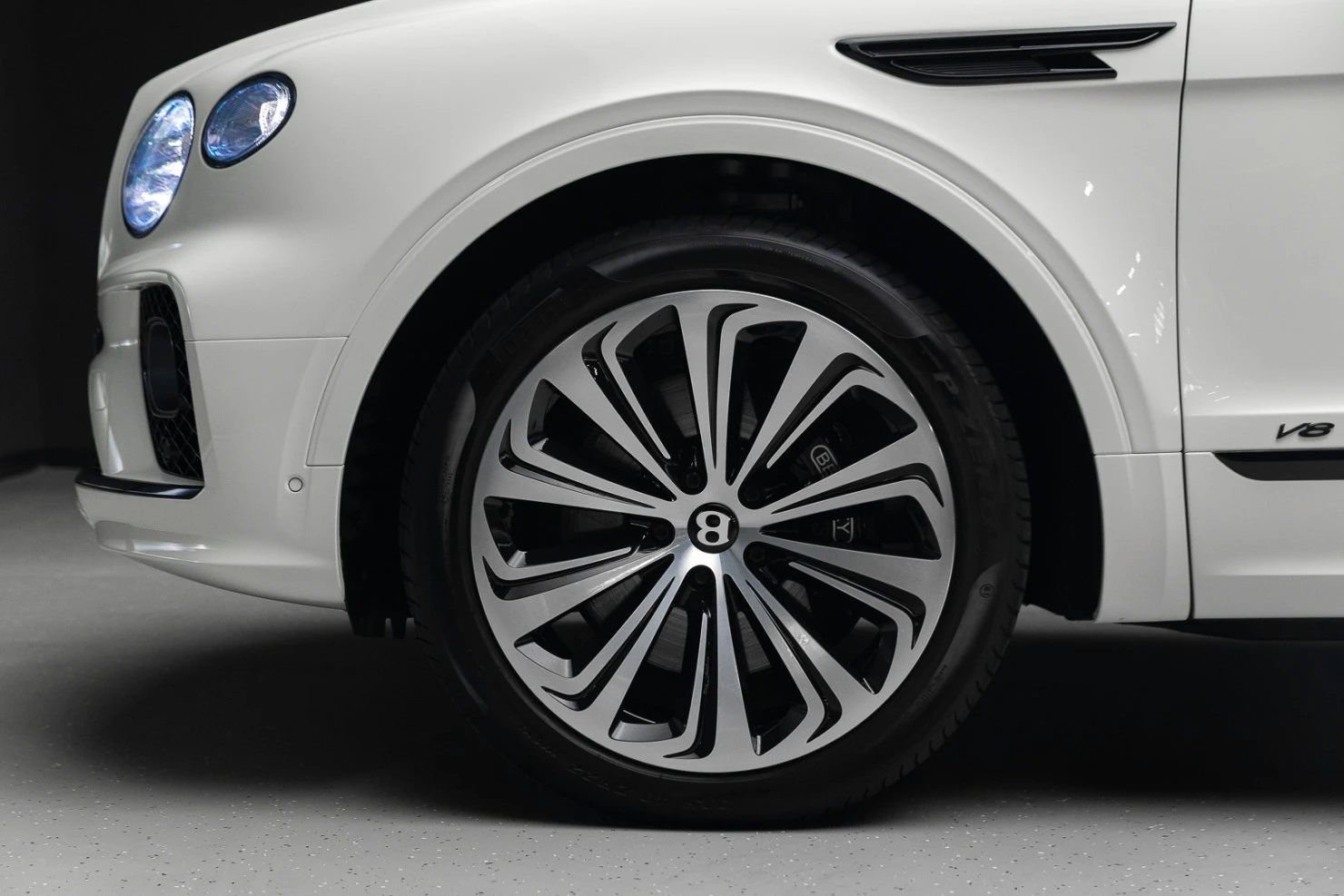 Bentley Bentayga, 2022