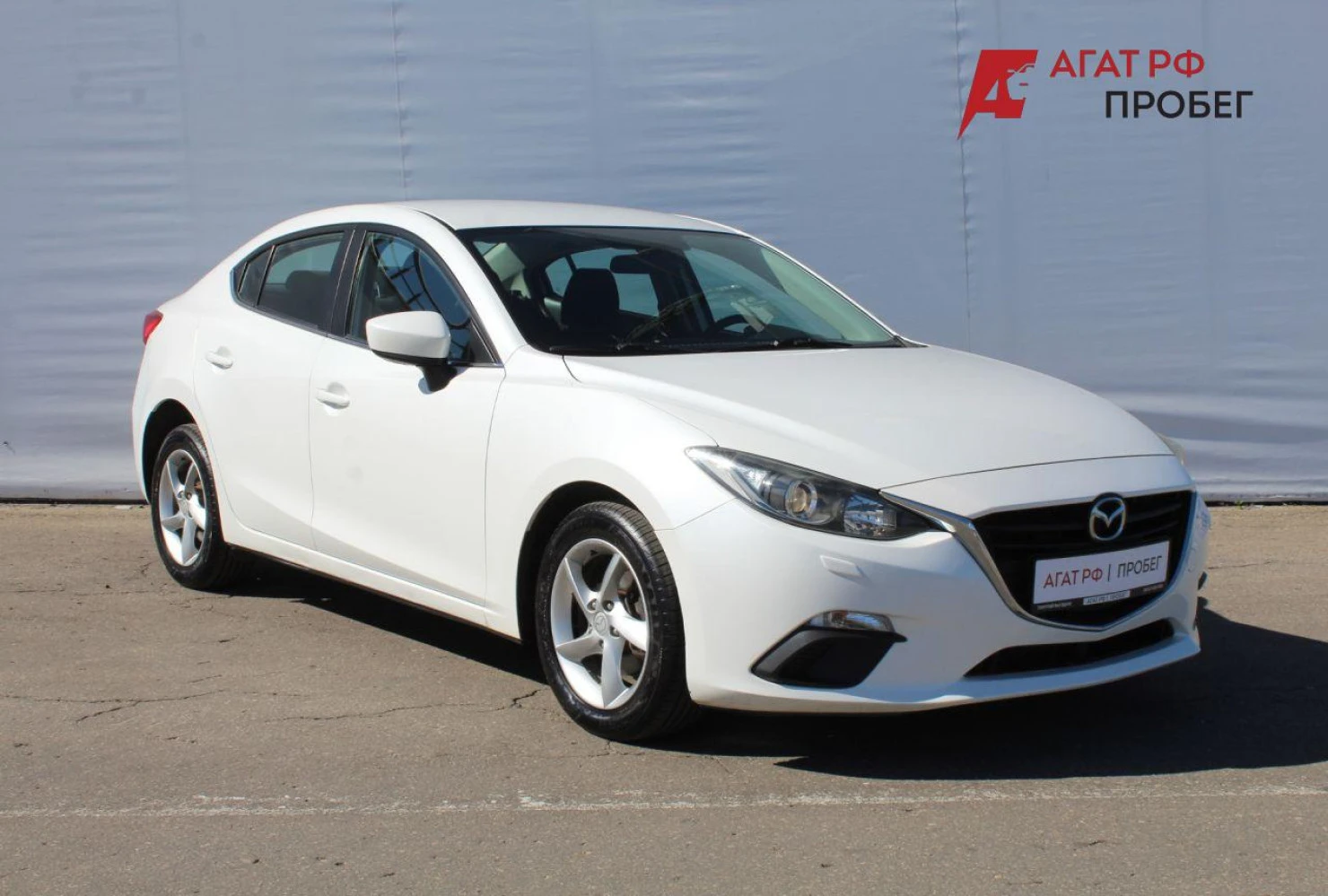 Mazda 3, 2015
