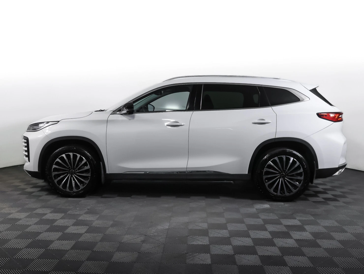 EXEED TXL, 2023