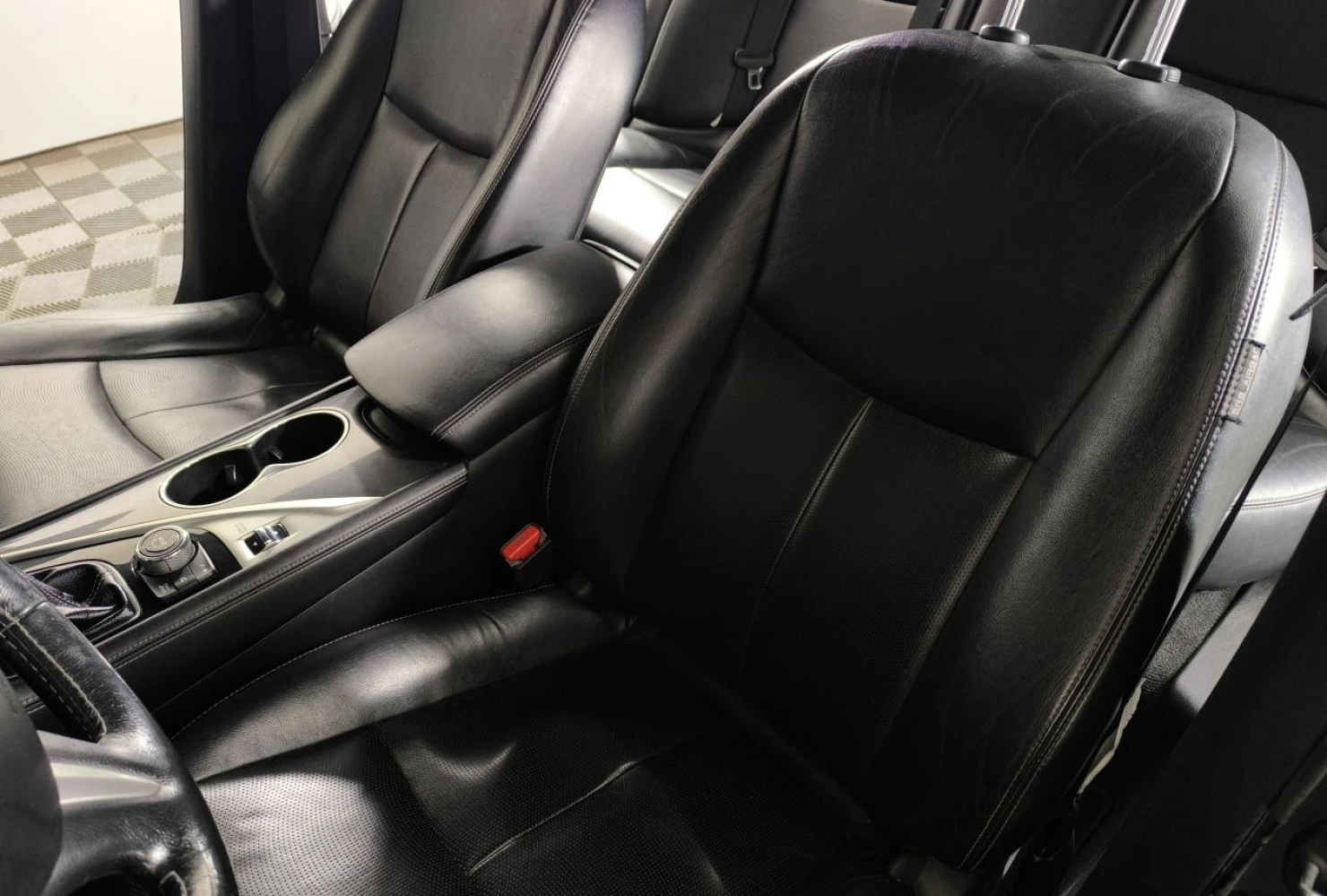 Infiniti Q50, 2015
