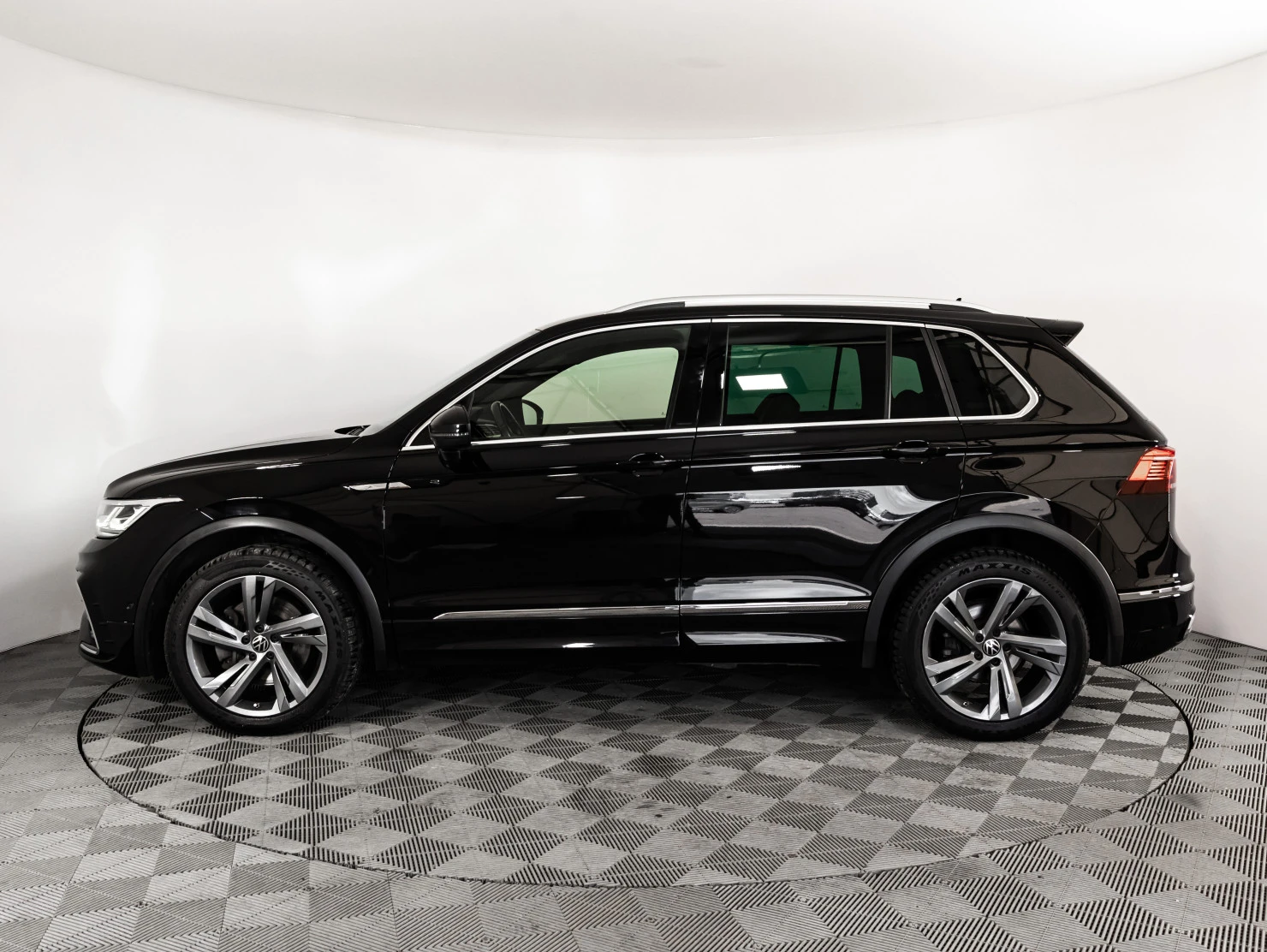 Volkswagen Tiguan, 2021