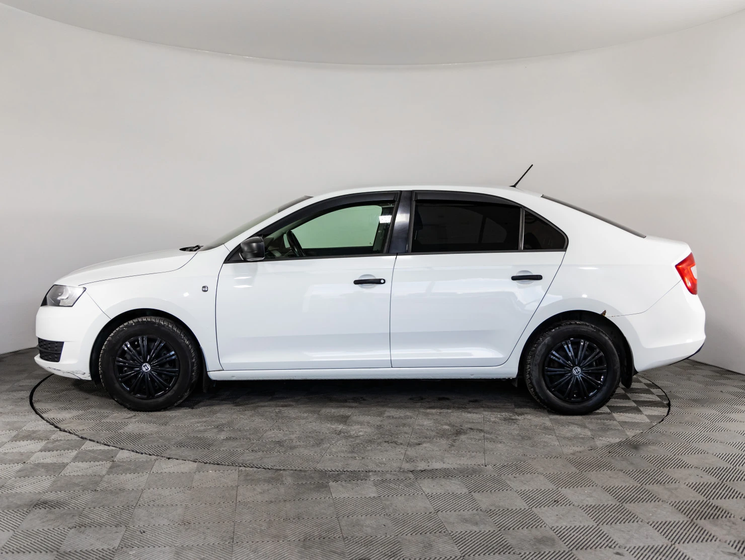 ŠKODA RAPID, 2016