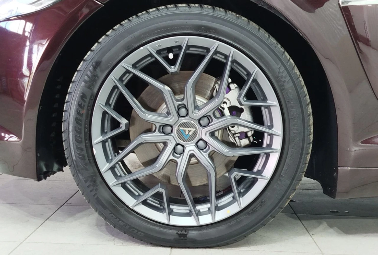 Jaguar XF, 2013
