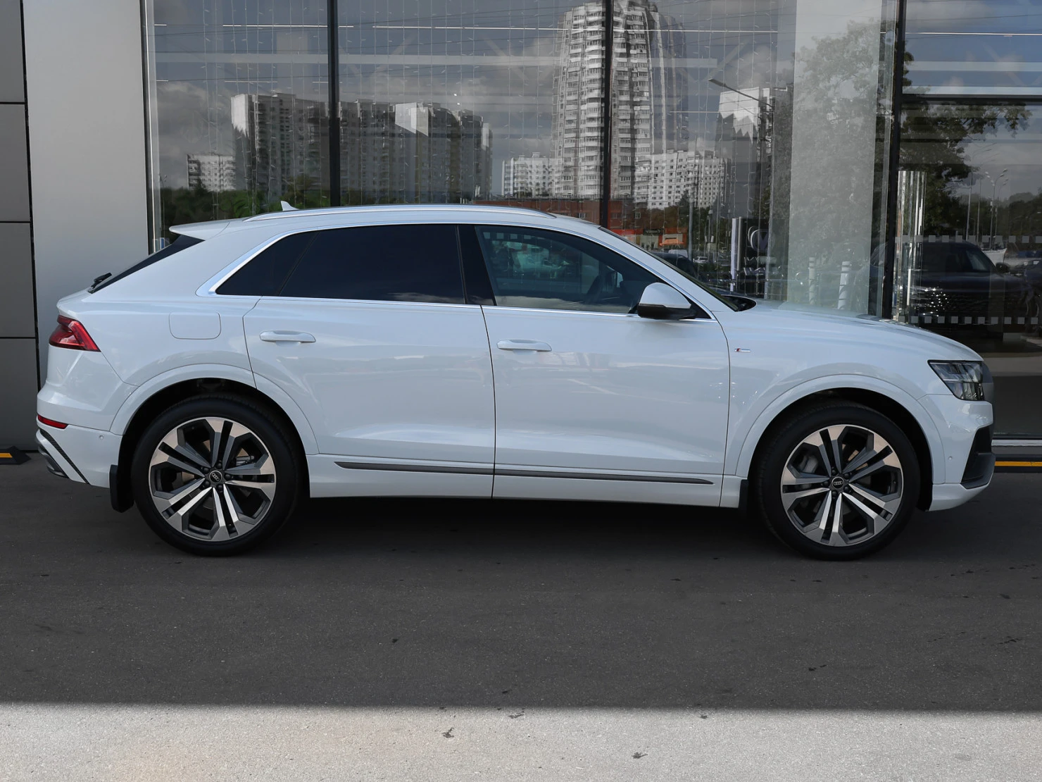 Audi Q8, 2022