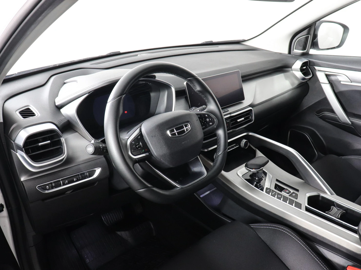 Geely Coolray, 2023