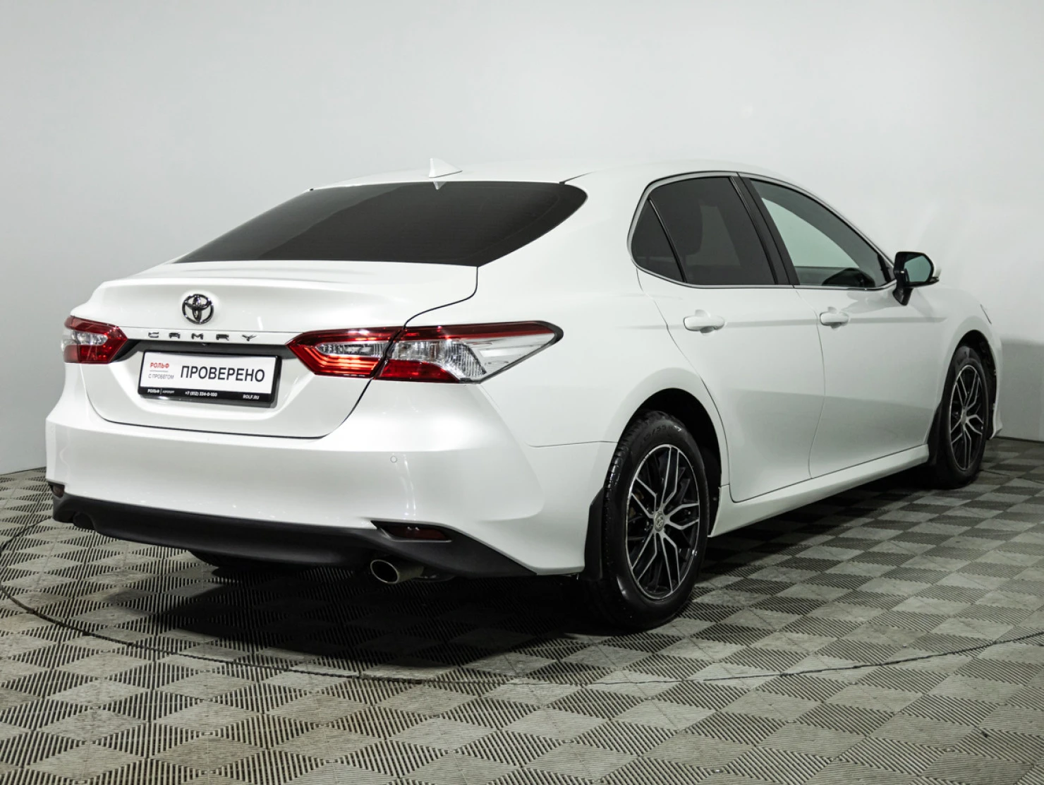 Toyota Camry, 2018