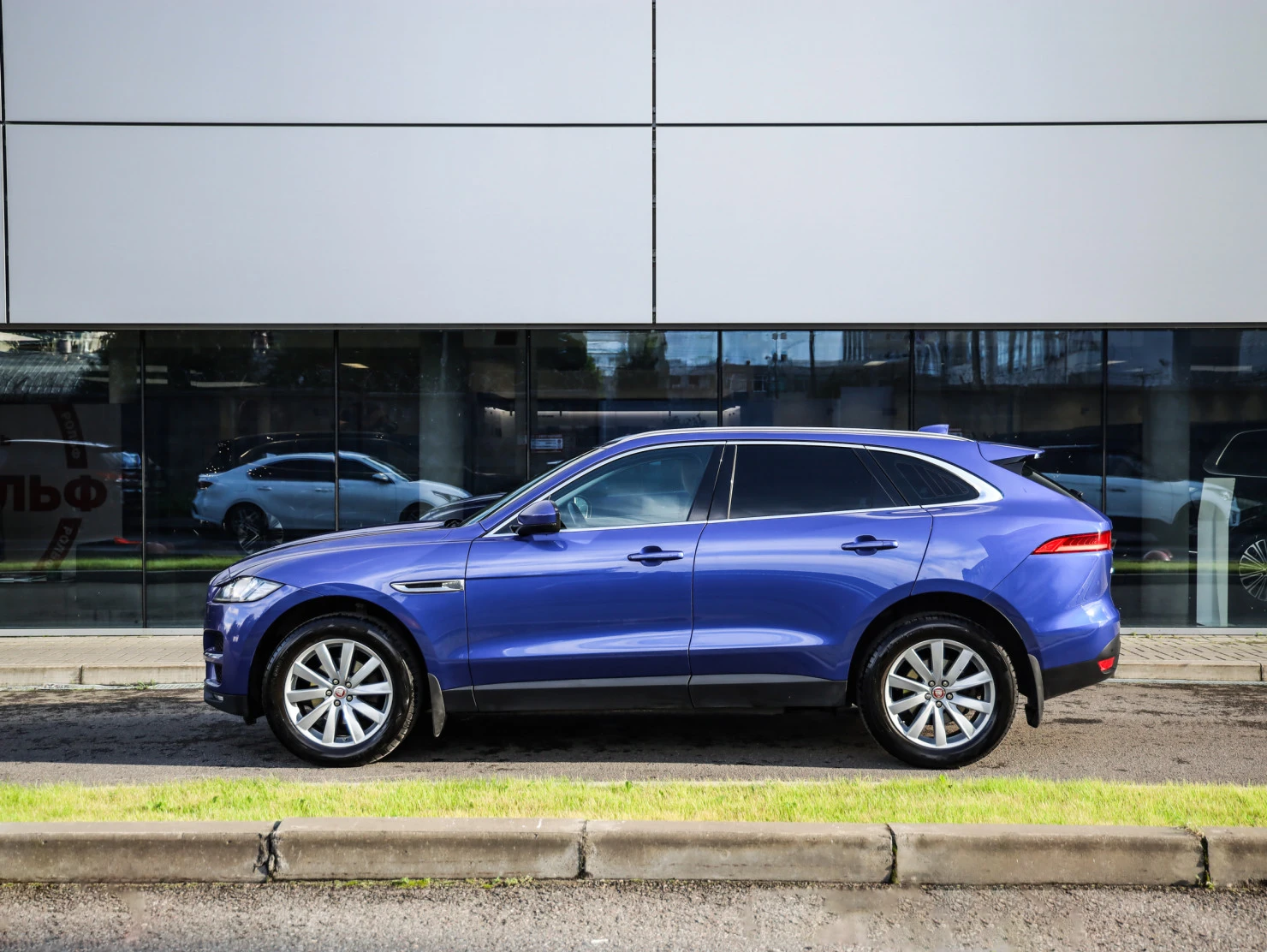 Jaguar F-PACE, 2018