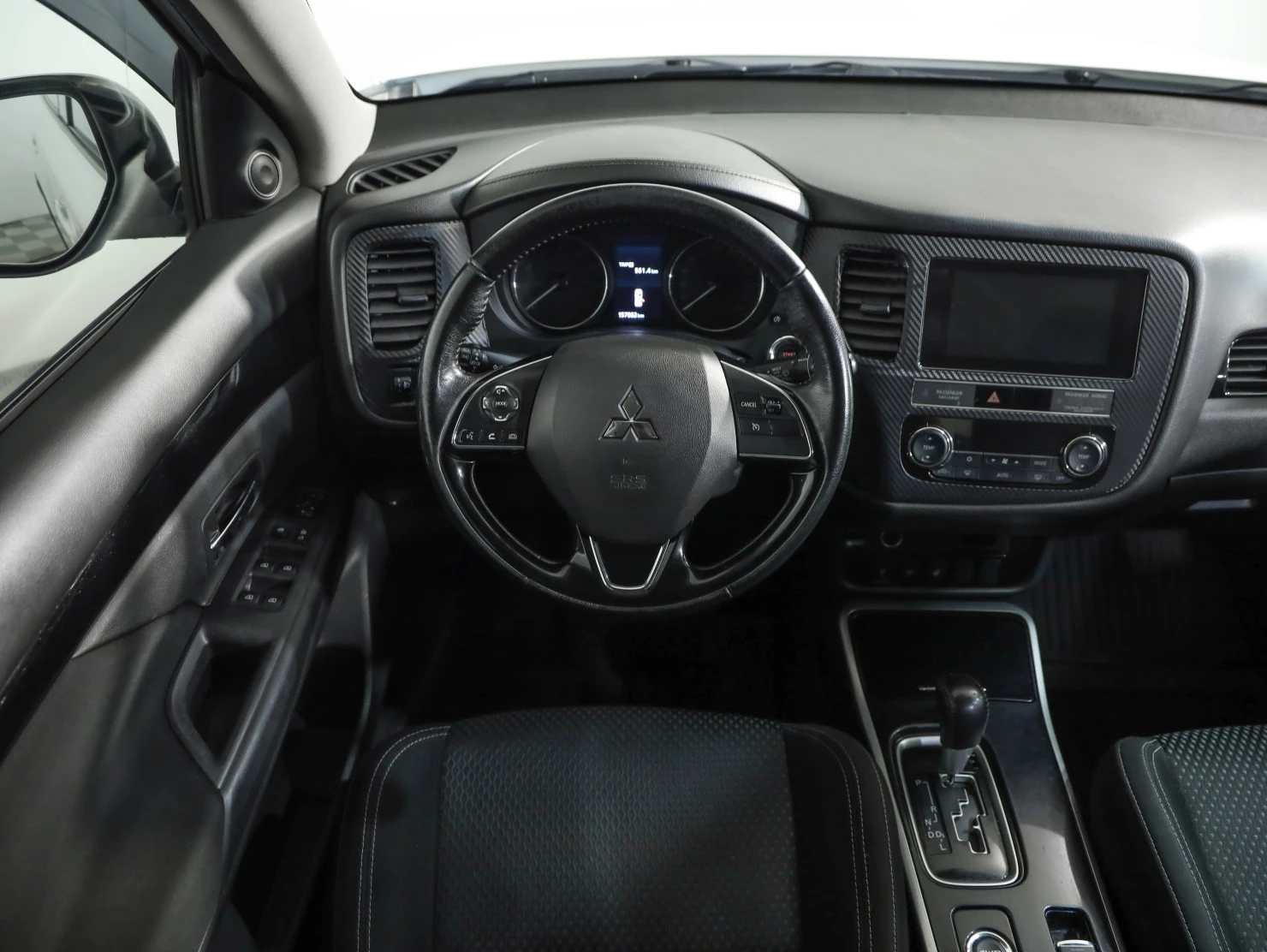 Mitsubishi OUTLANDER, 2019