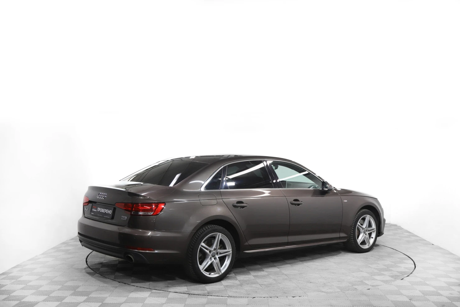 Audi A4, 2016