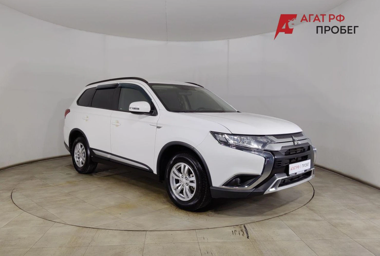 Mitsubishi OUTLANDER, 2019