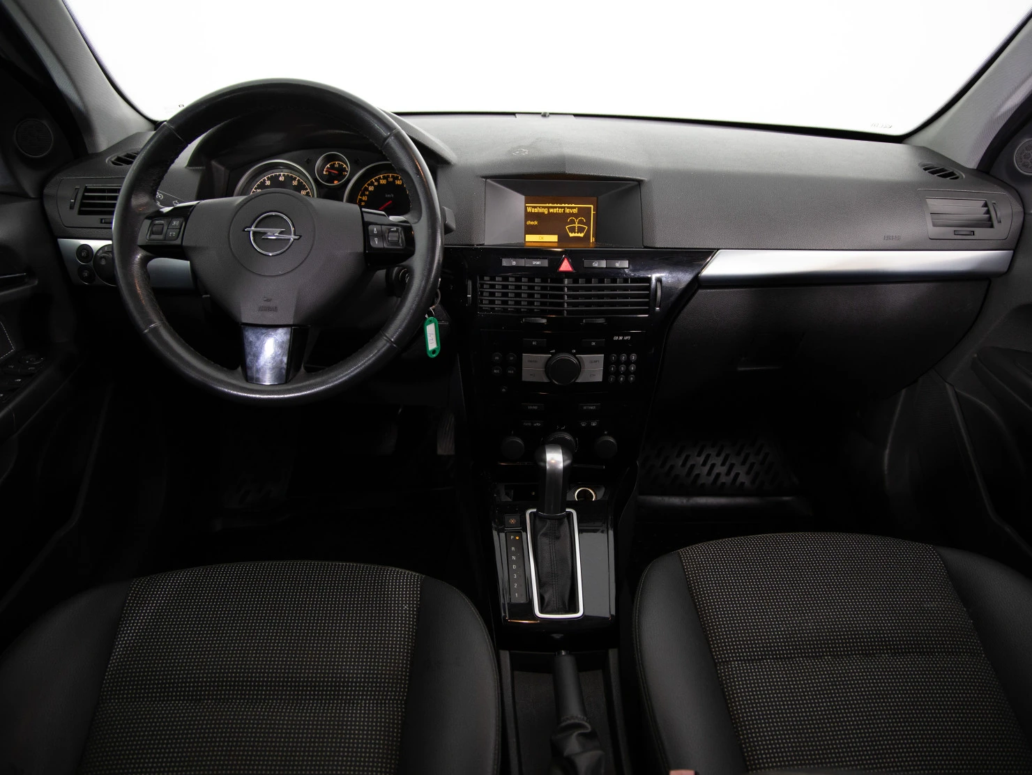 Opel Astra, 2010