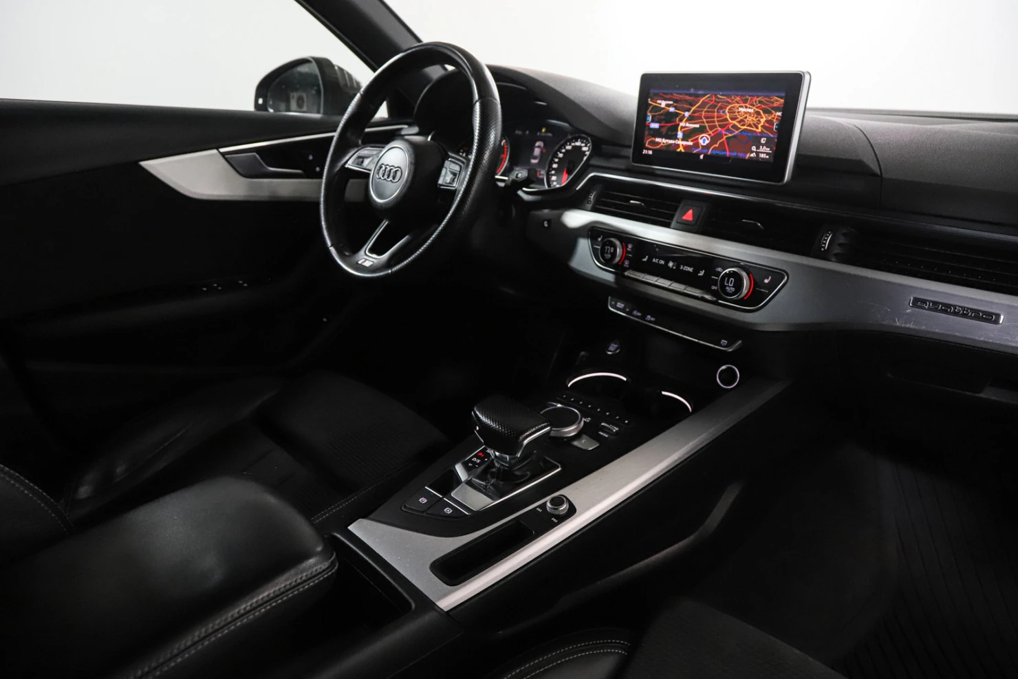 Audi A4, 2016