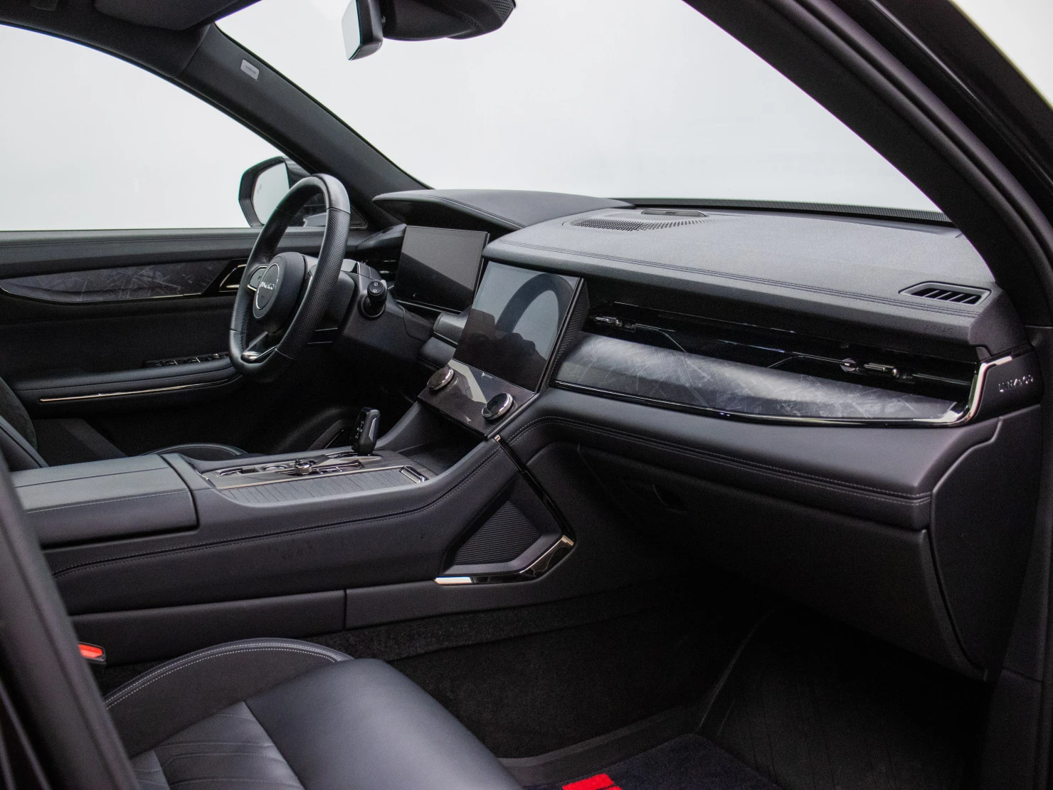 Lynk & Co 09, 2022