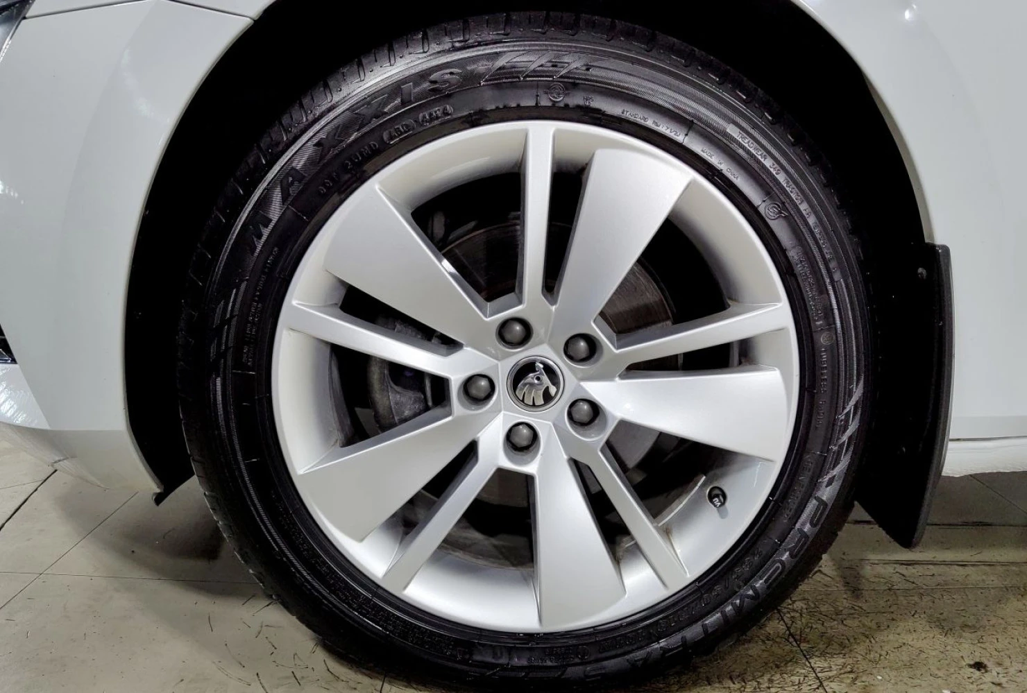 ŠKODA SUPERB, 2019