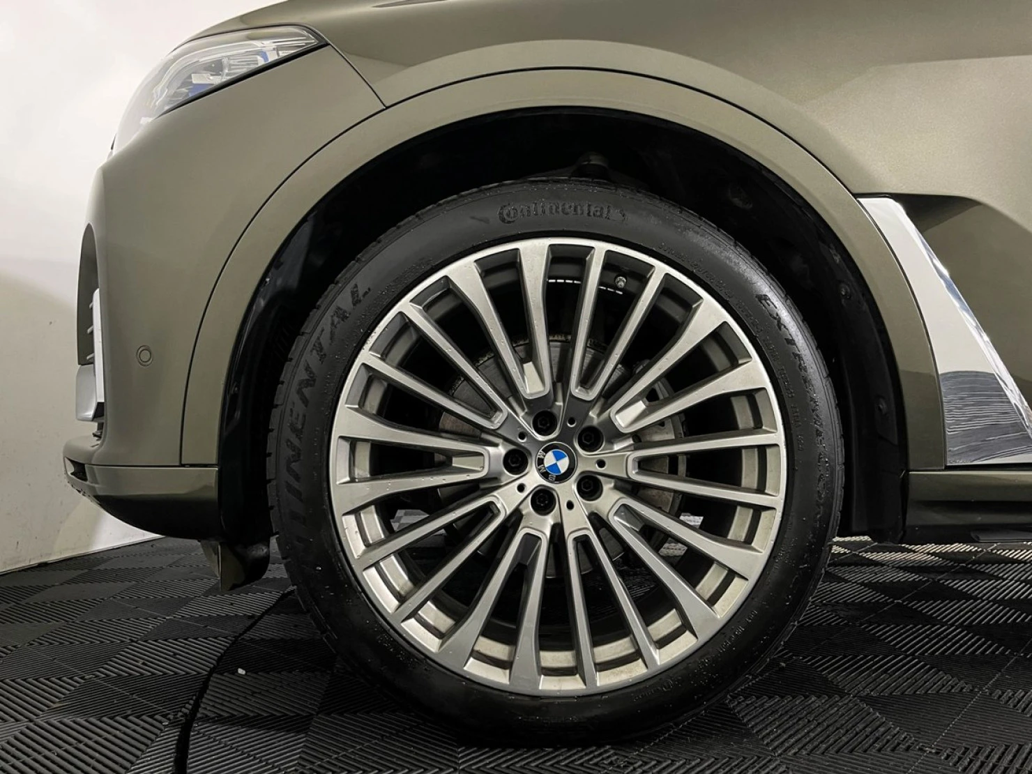 BMW X7, 2021