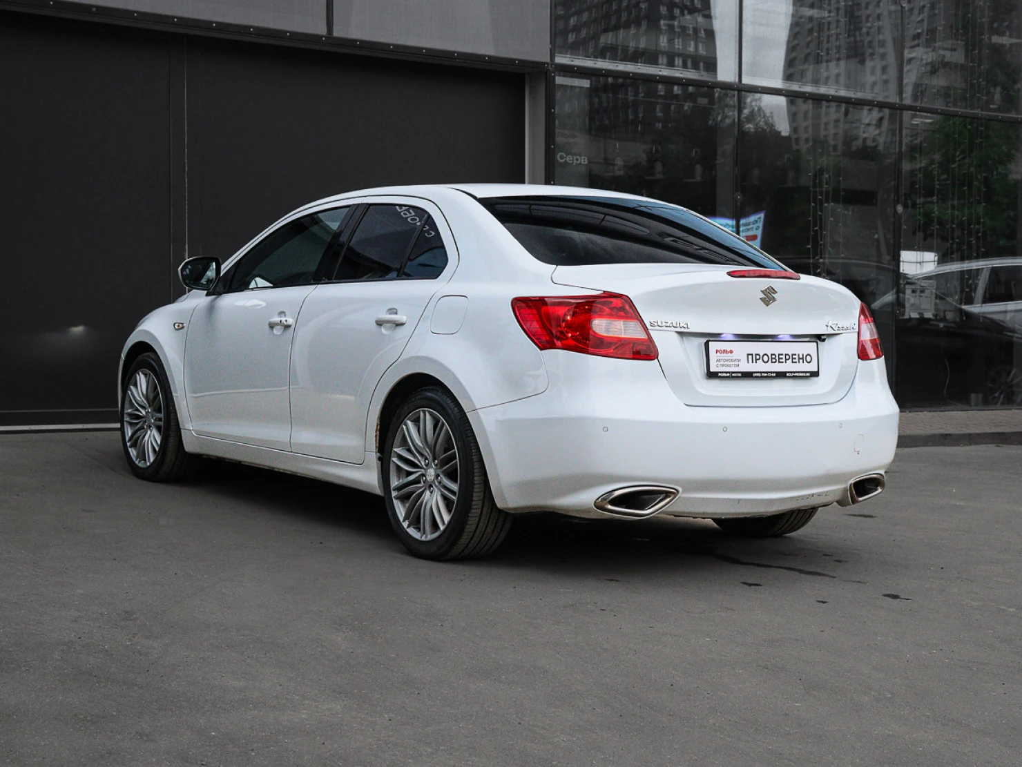 Suzuki Kizashi, 2011