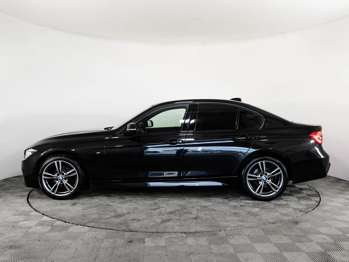 BMW 3 серии, 2018