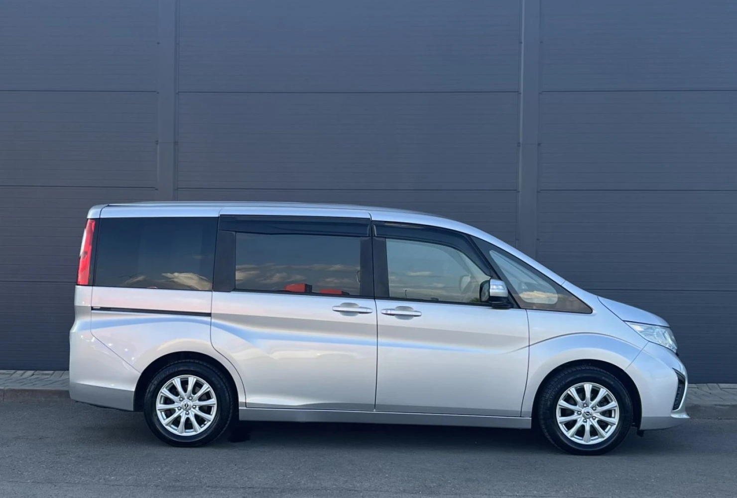 Honda Stepwgn, 2019
