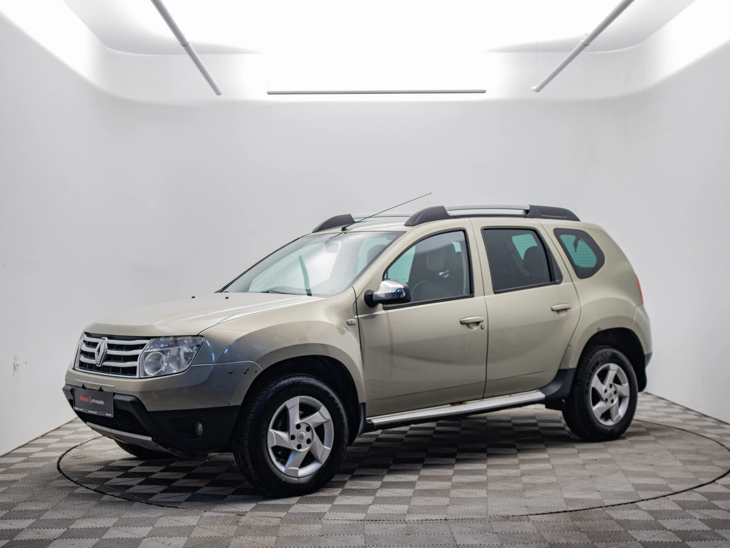 Renault Duster, 2012
