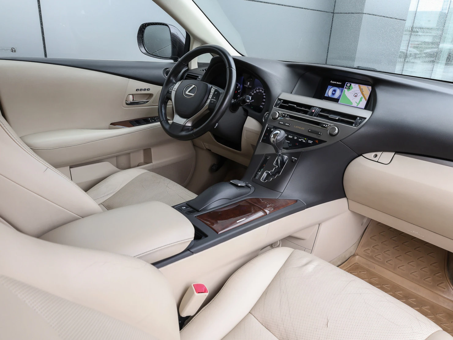 Lexus RX, 2013