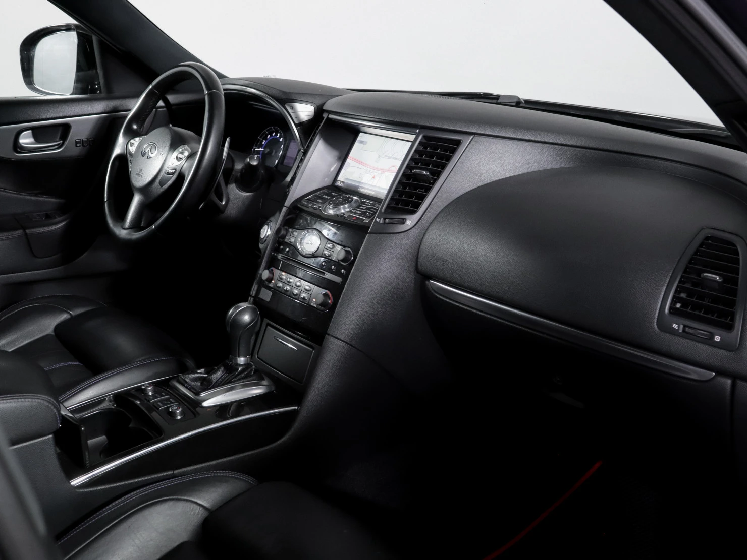 Infiniti QX70, 2017