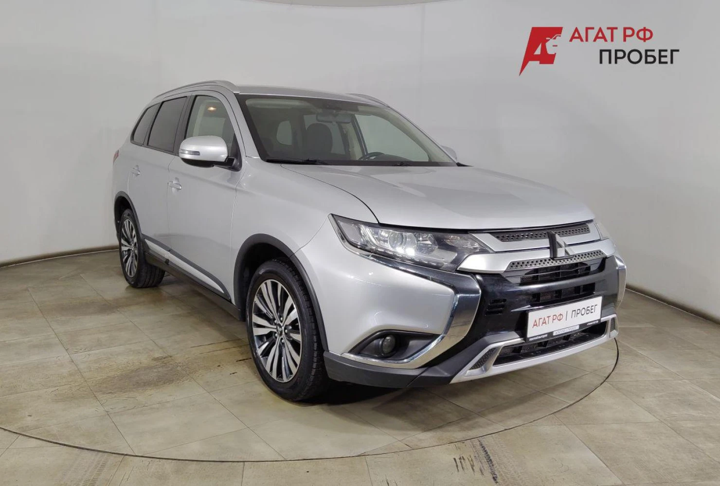 Mitsubishi OUTLANDER, 2019