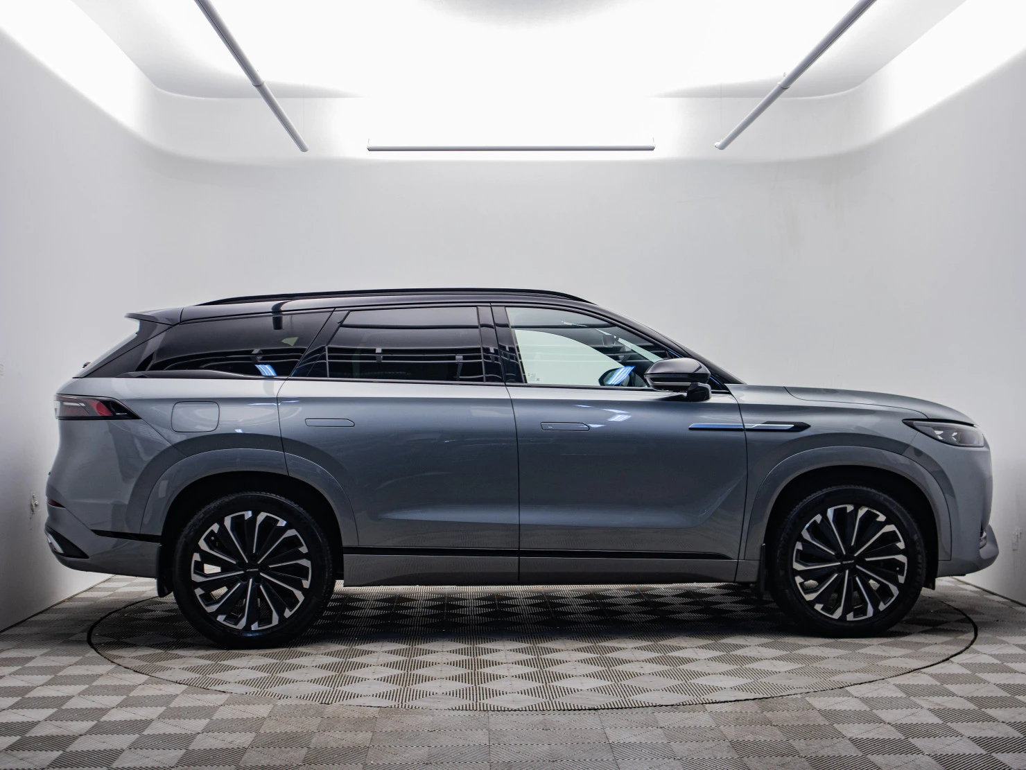 Jaecoo J8, 2024