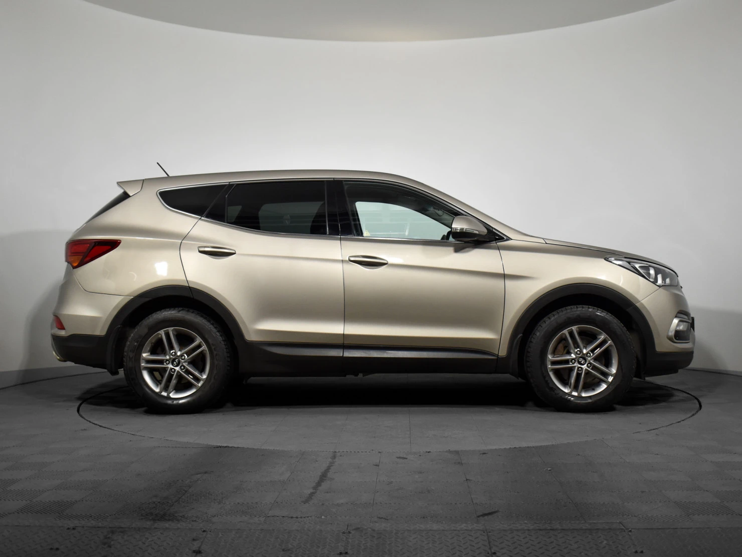 Hyundai Santa Fe, 2016