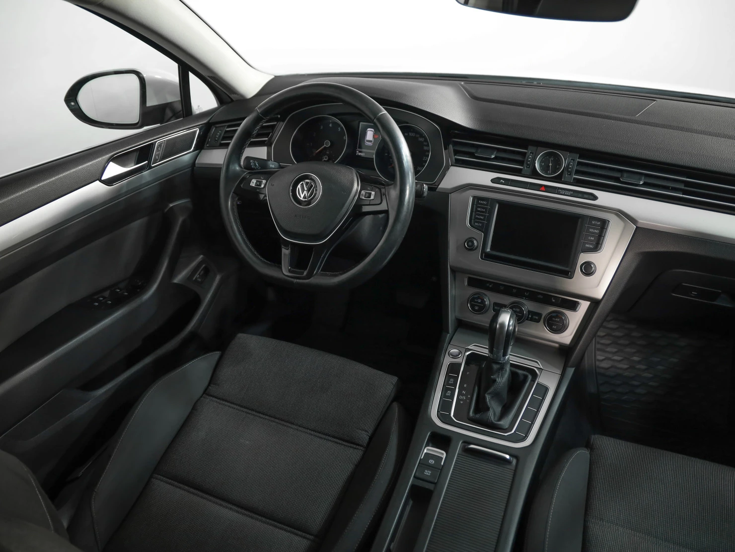 Volkswagen Passat, 2016