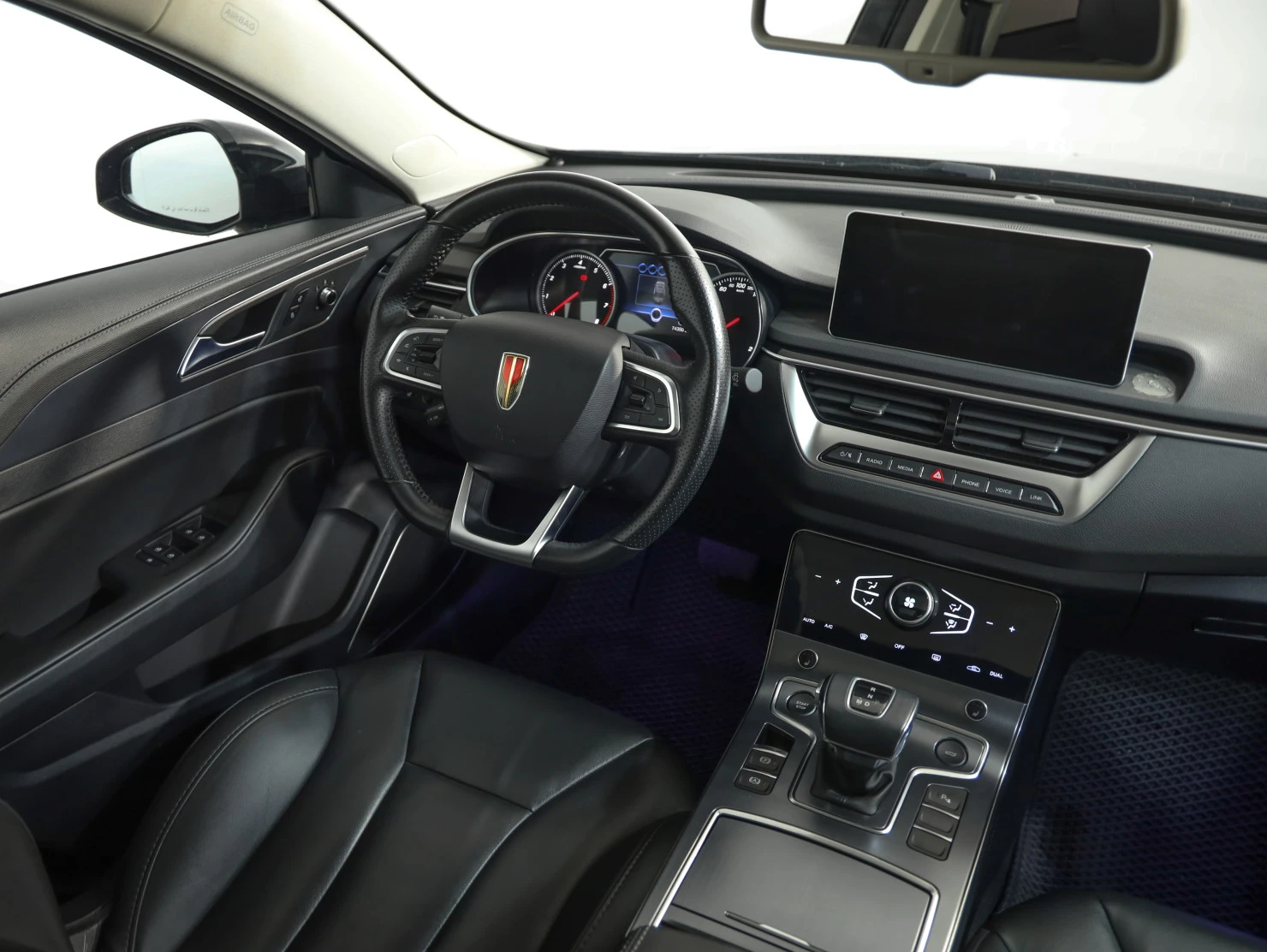 Hongqi H5, 2022