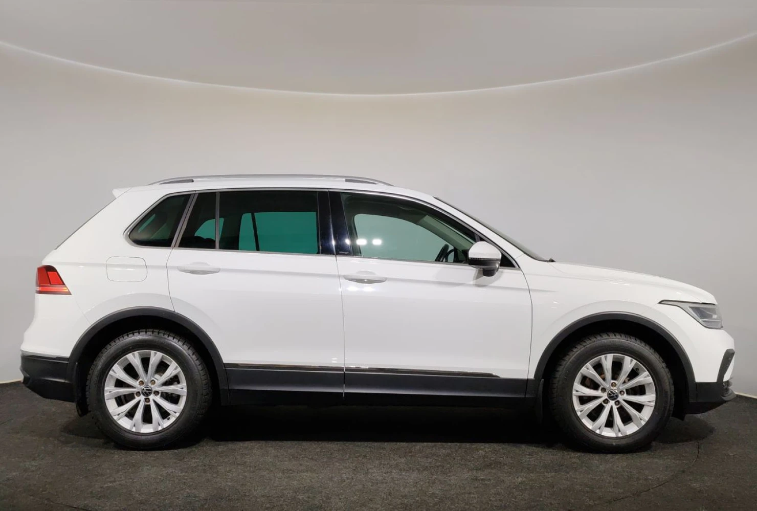 Volkswagen Tiguan, 2020